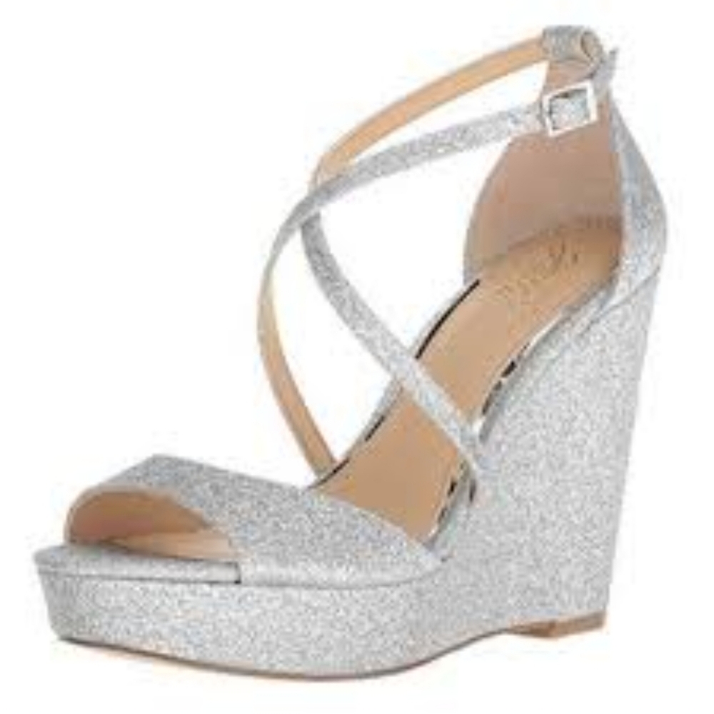 Badgley Mischka Averie wedge shoes, size 6